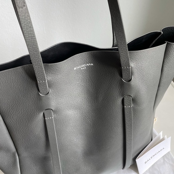 Authentic Grey Everyday tote bag M - Picture 4 of 12